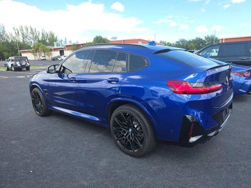 2022 BMW X4 M AWD