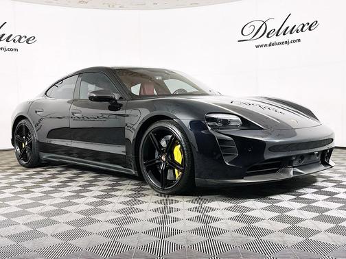 Jet Black Metallic 2022 Porsche Taycan Turbo S