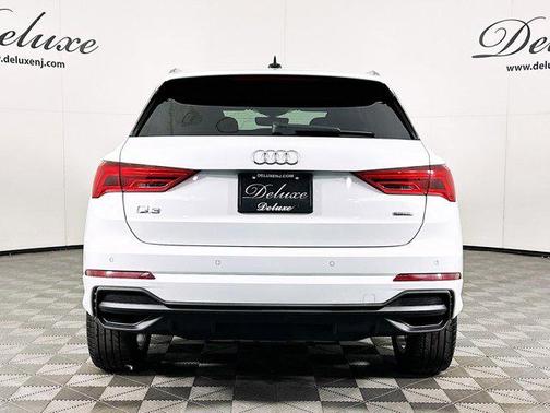 2024 Audi Q3 S line Premium