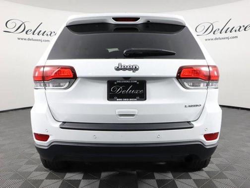 Photo 5 of 32 of 2020 Jeep Grand Cherokee Laredo E
