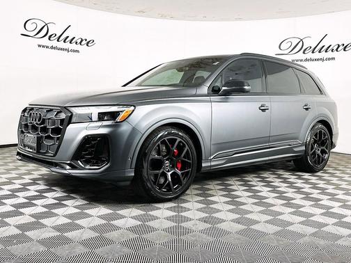 Daytona Gray Pearl Effect 2025 Audi SQ7 4.0T Prestige