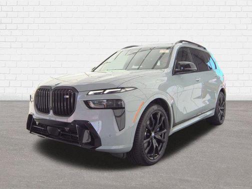 2024 BMW X7 M60i