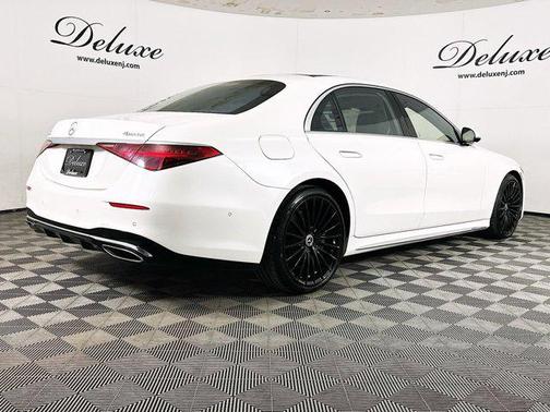 MANUFAKTUR Diamond White 2023 Mercedes-Benz S-Class S 580