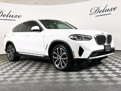 Alpine White 2024 BMW X4 xDrive30i