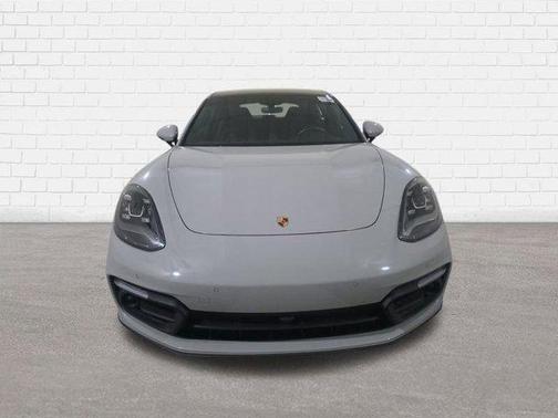 2023 Porsche Panamera 4 E-Hybrid Platinum Edition