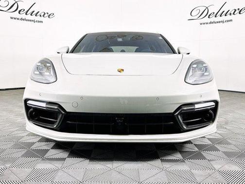 2023 Porsche Panamera 4S E-Hybrid