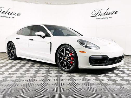 2023 Porsche Panamera 4S E-Hybrid