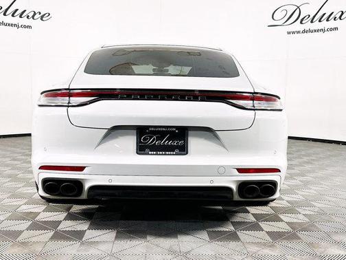 2023 Porsche Panamera 4S E-Hybrid