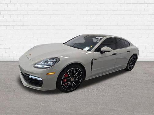 2023 Porsche Panamera 4S E-Hybrid