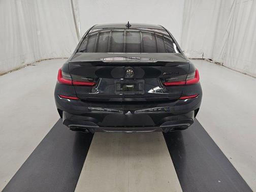 Black Sapphire Metallic 2021 BMW M340 M340i