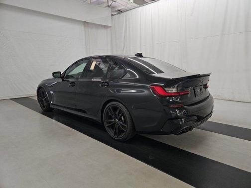 Black Sapphire Metallic 2021 BMW M340 M340i