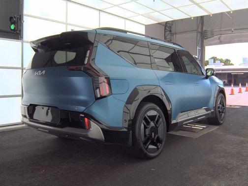 Ocean Blue Matte 2024 Kia EV9 GT-Line