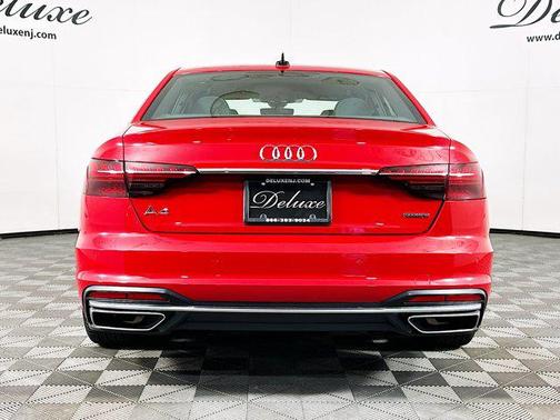 2024 Audi A4 45 S line Premium Plus