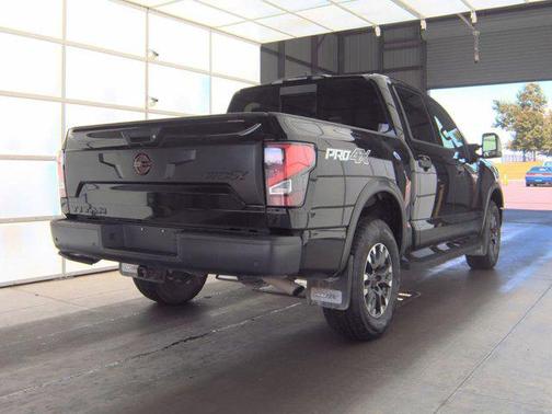 2024 Nissan Titan PRO-4X