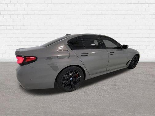 2022 BMW M550 i Xdrive