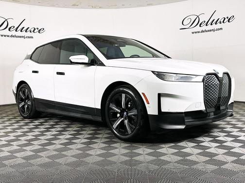 Alpine White 2022 BMW iX xDrive50