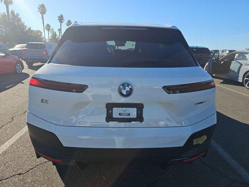 Alpine White 2022 BMW iX xDrive50