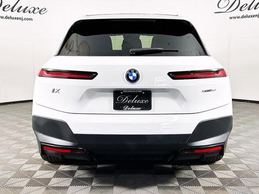 Alpine White 2022 BMW iX xDrive50