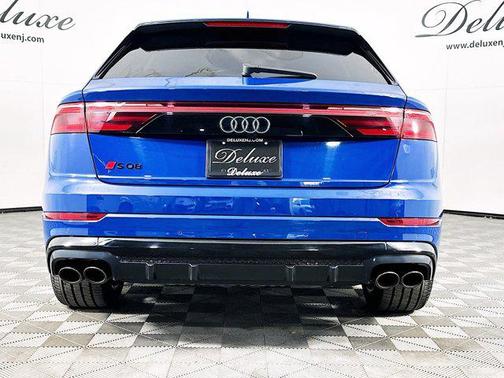 2024 Audi SQ8 4.0T Premium Plus