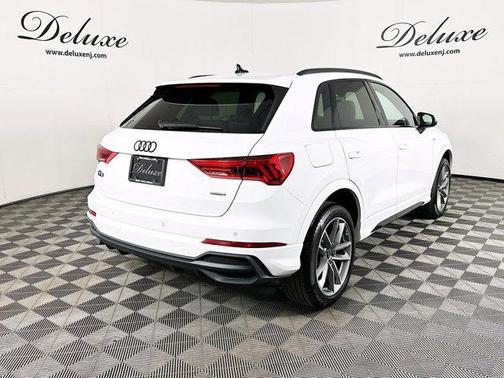 2024 Audi Q3 S line Premium