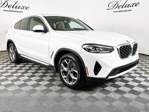 2023 BMW X4 xDrive30i