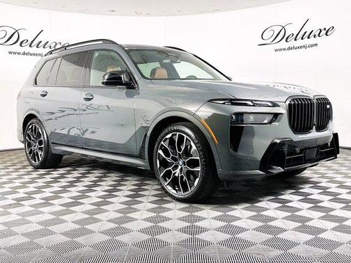 2023 BMW X7 M60i