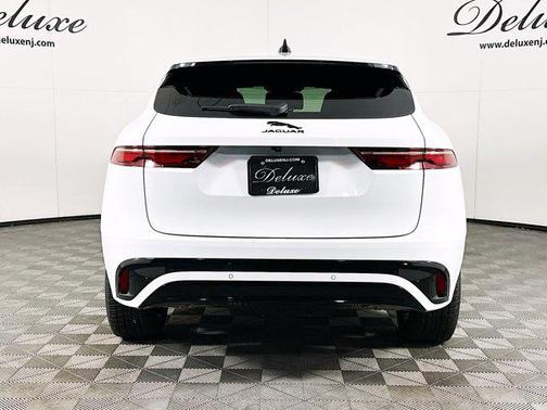 2024 Jaguar F-PACE R-Dynamic S