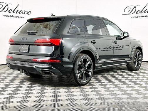 2025 Audi Q7 55 Premium Plus