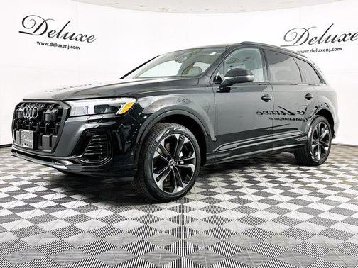 2025 Audi Q7 55 Premium Plus