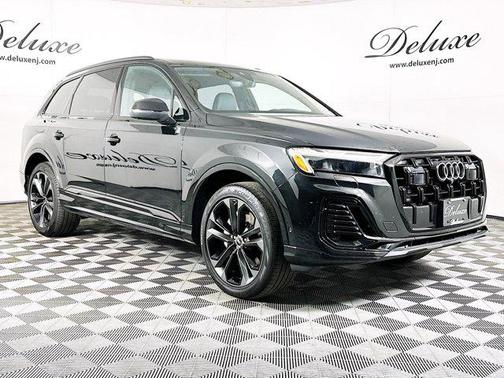 2025 Audi Q7 55 Premium Plus