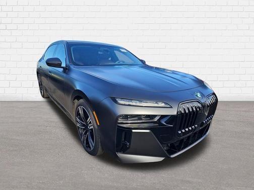Frozen Deep Grey 2023 BMW 760 760i xDrive