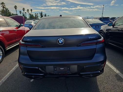 Frozen Deep Grey 2023 BMW 760 760i xDrive