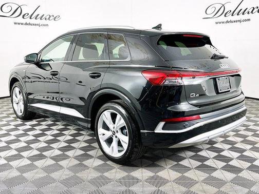 2023 Audi Q4 e-tron Prestige
