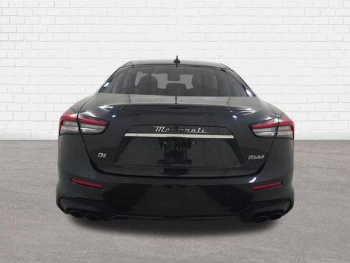 Nero Ribelle Metallic 2023 Maserati Ghibli Modena Q4