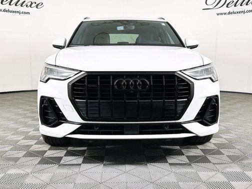 2024 Audi Q3 45 S line Premium Plus