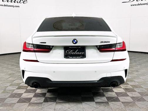 2022 BMW 330 330i xDrive