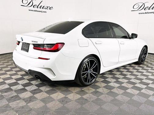 2022 BMW 330 330i xDrive
