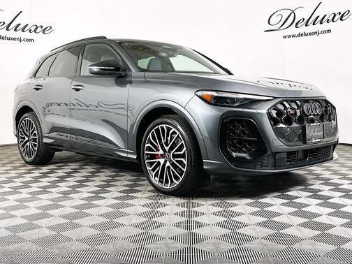 Daytona Gray Pearl Effect 2025 Audi SQ5 3.0T Premium Plus