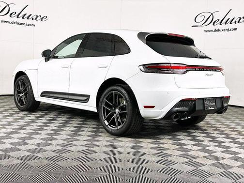2023 Porsche Macan T