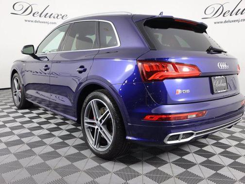 Navarra Blue Metallic 2018 Audi SQ5 3.0T Premium Plus