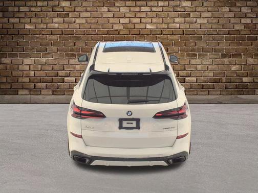Alpine White 2025 BMW X5 xDrive40i