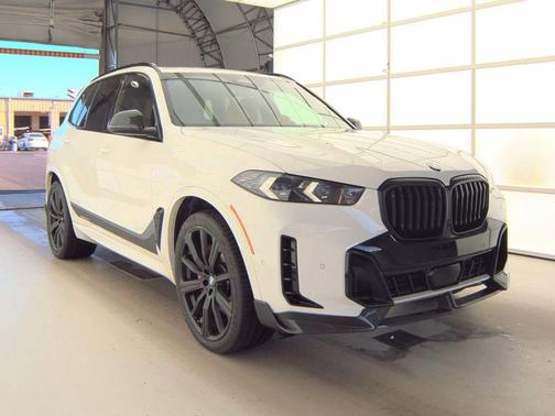 Alpine White 2025 BMW X5 xDrive40i