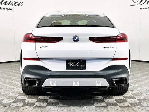 2024 BMW X6 xDrive40i