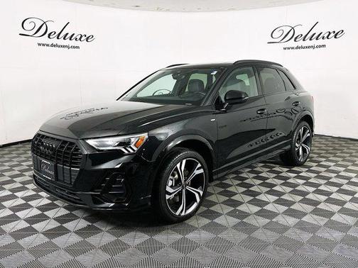 2023 Audi Q3 45 S line Premium Plus