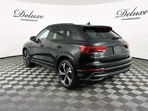 2023 Audi Q3 45 S line Premium Plus
