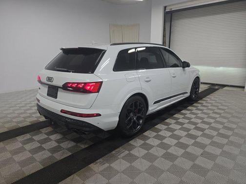 2025 Audi SQ7 4.0T Prestige
