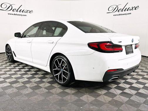 2023 BMW 530 530i xDrive