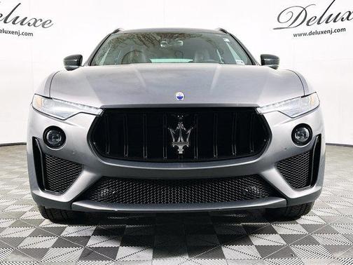 Grigio Metallic 2021 Maserati Levante GTS