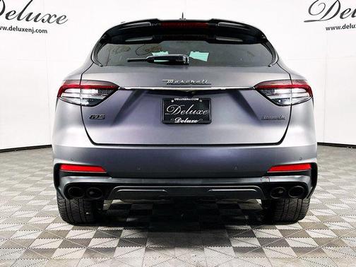 Grigio Metallic 2021 Maserati Levante GTS