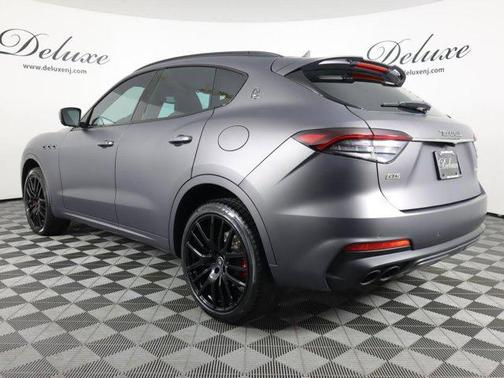 Grigio Metallic 2021 Maserati Levante GTS